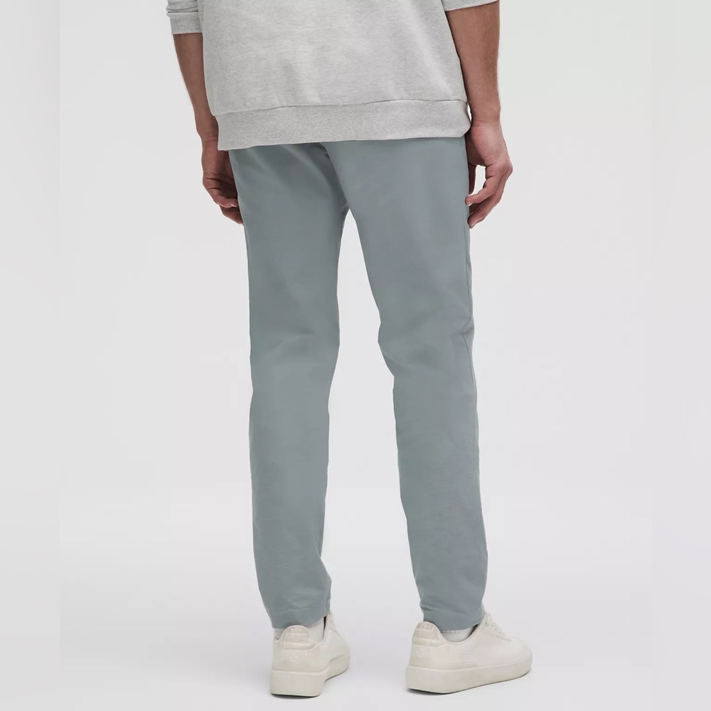 Lululemon ABC Slim-Fit Trouser 30L
Stretch Cotton VersaTwill - Picture 3 of 8